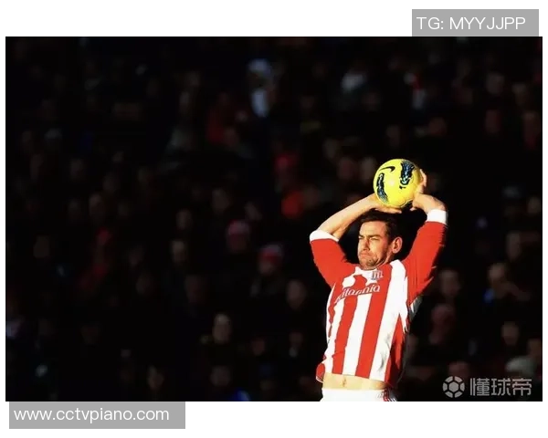 足球明星球袋图片欣赏领略球场风采与时尚潮流的完美结合 足球明星球袋图片欣赏领略球场风采与时尚潮流的完美结合